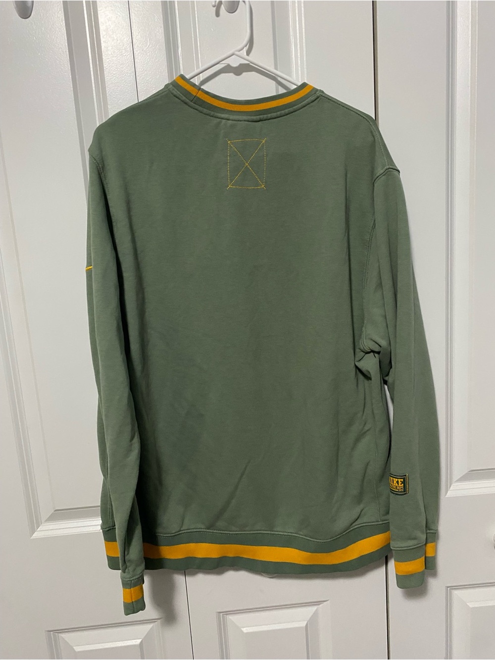 Nike Sportswear 1972 Club Fleece Longsleeve Athletic Department Sweatshirt - Picture 6 of 7